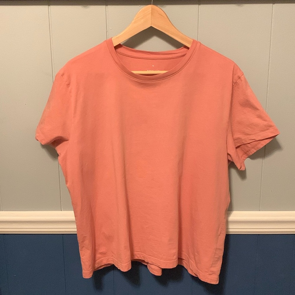 Everlane 100% Organic cotton crew neck tee in coral